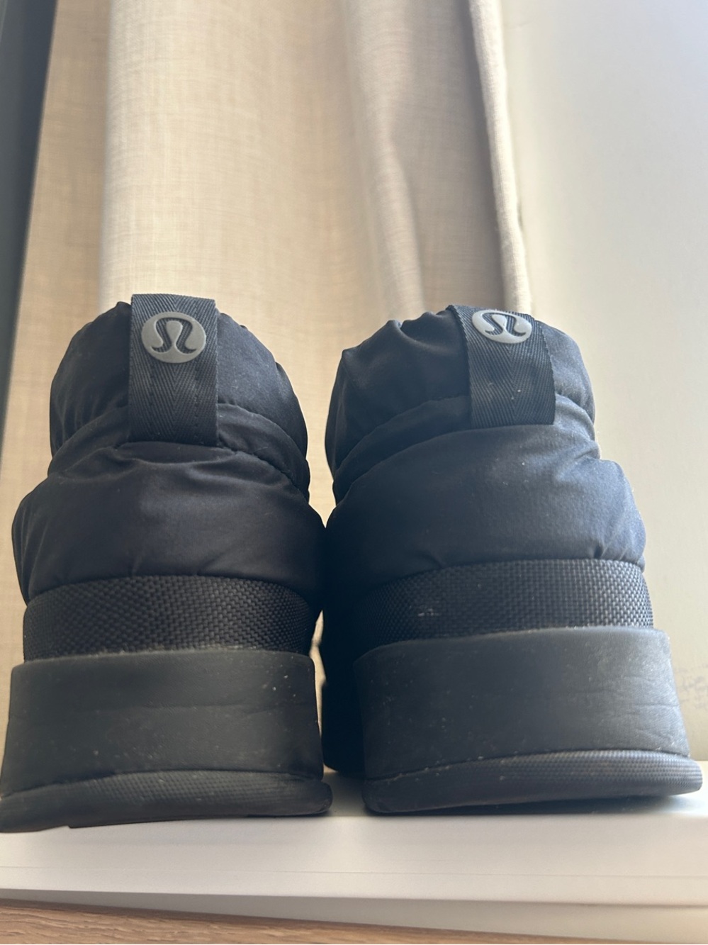 Lululemon Wunder puff Black Boot 7.5 - Picture 6 of 6